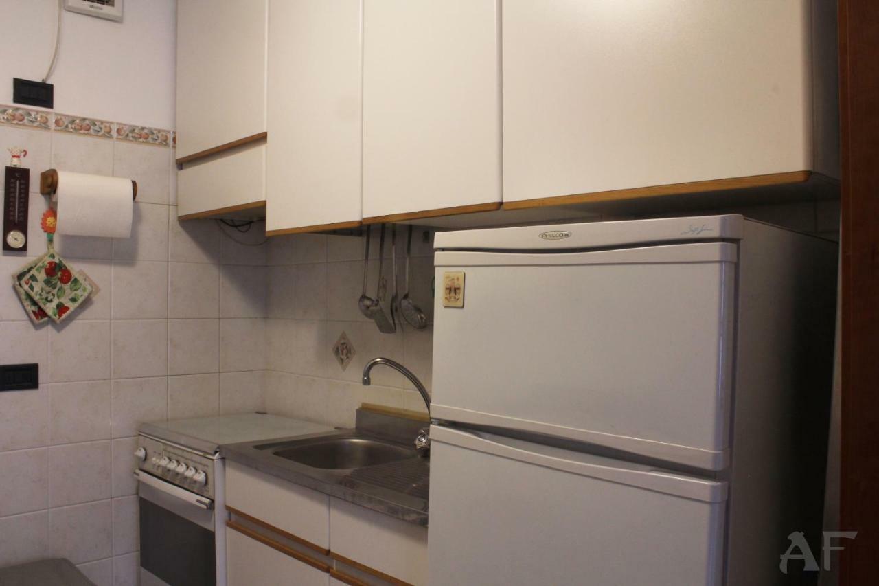Corso San Gottardo - Darsena Flat Apartamento Milão Exterior foto